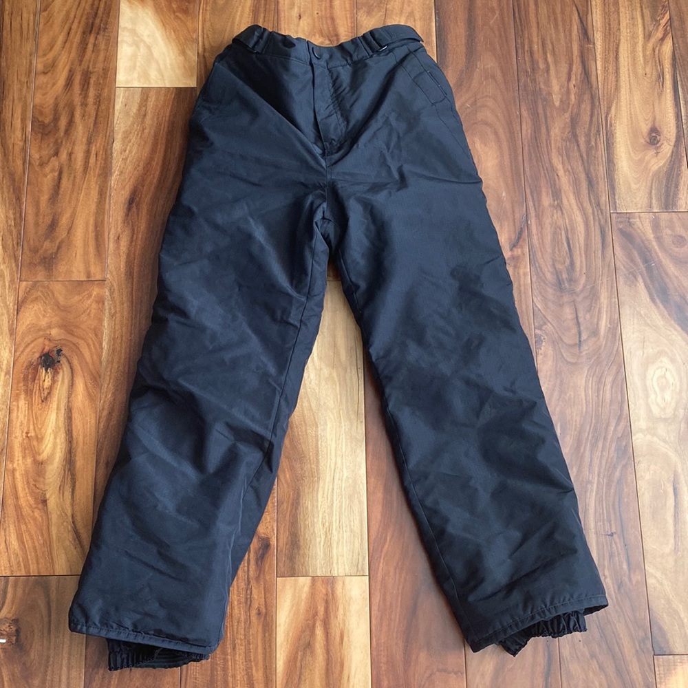 Unisex kids snow pants. Size 10